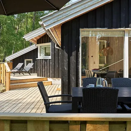 Luxury Retreat Near 内克瑟